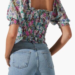 Astr the label smocked puffed sleeve blouse in pink green floral size medium